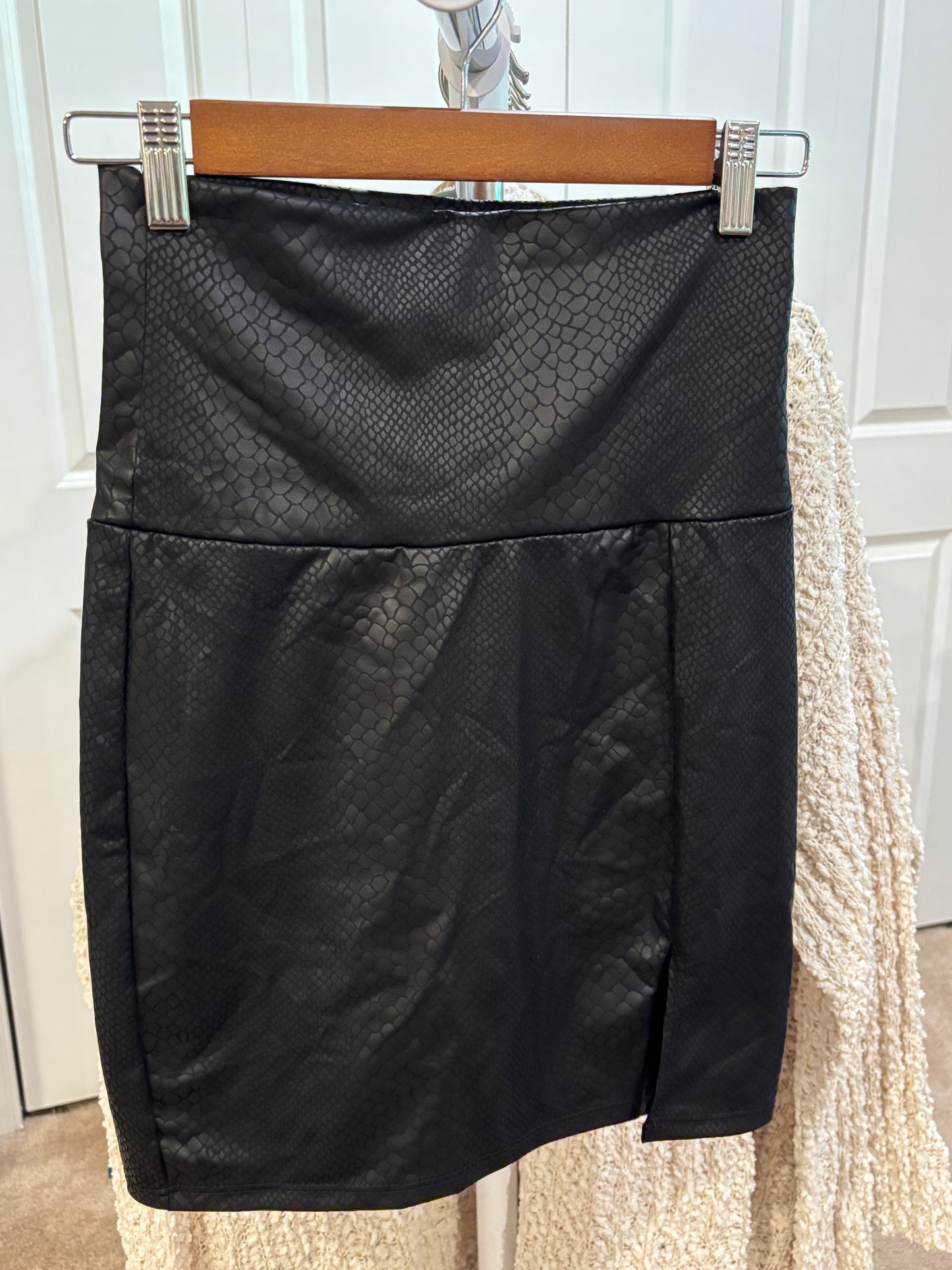 Black faux leather snake print mini skirt