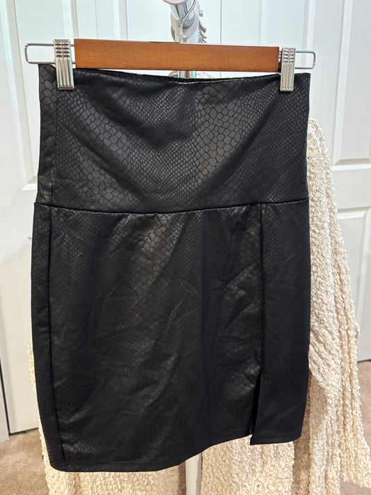 Black faux leather snake print mini skirt